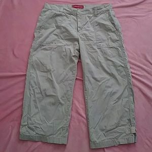 Khaki capris